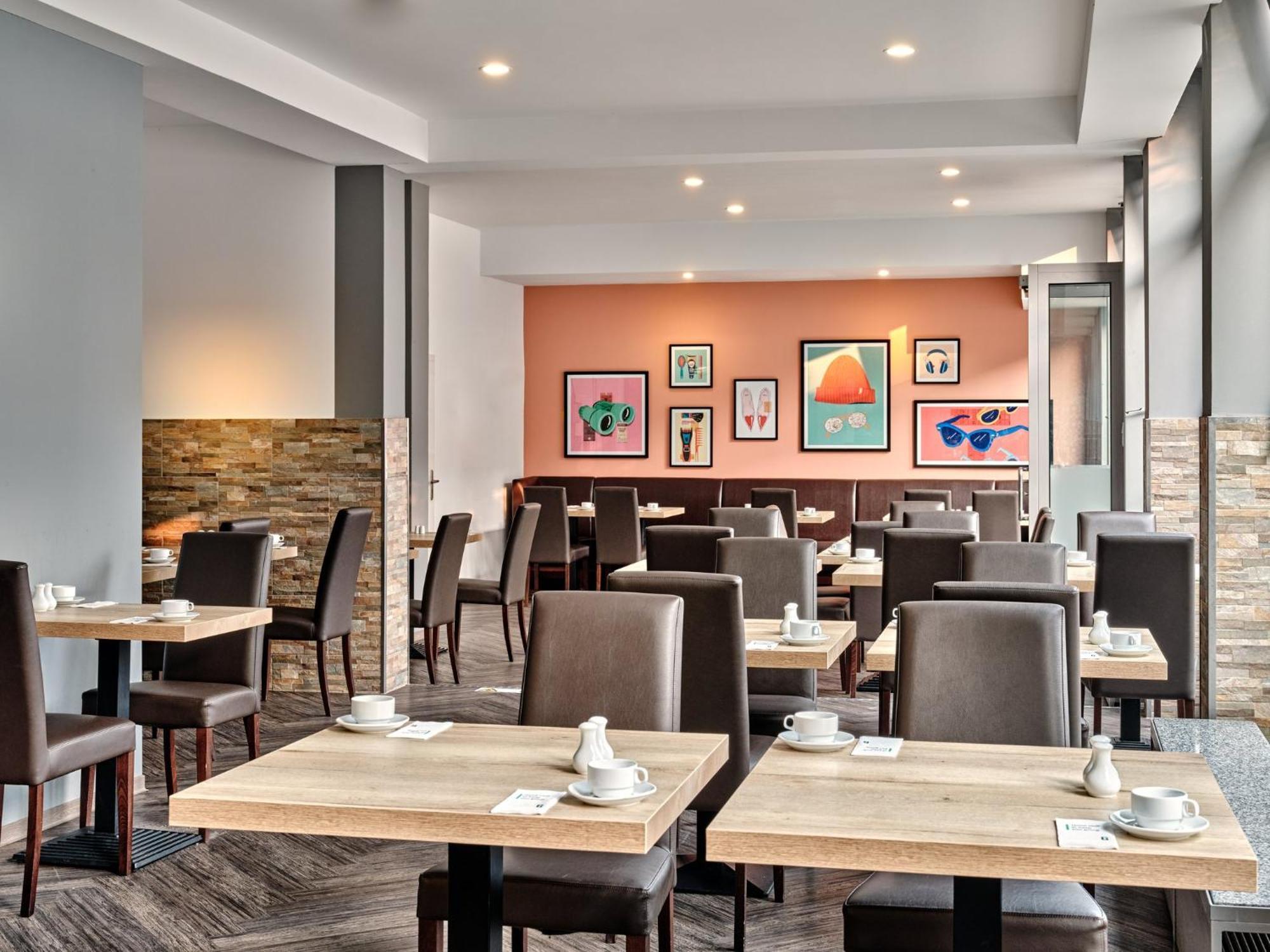 Garner - Schoeneberg By Ihg Hotel