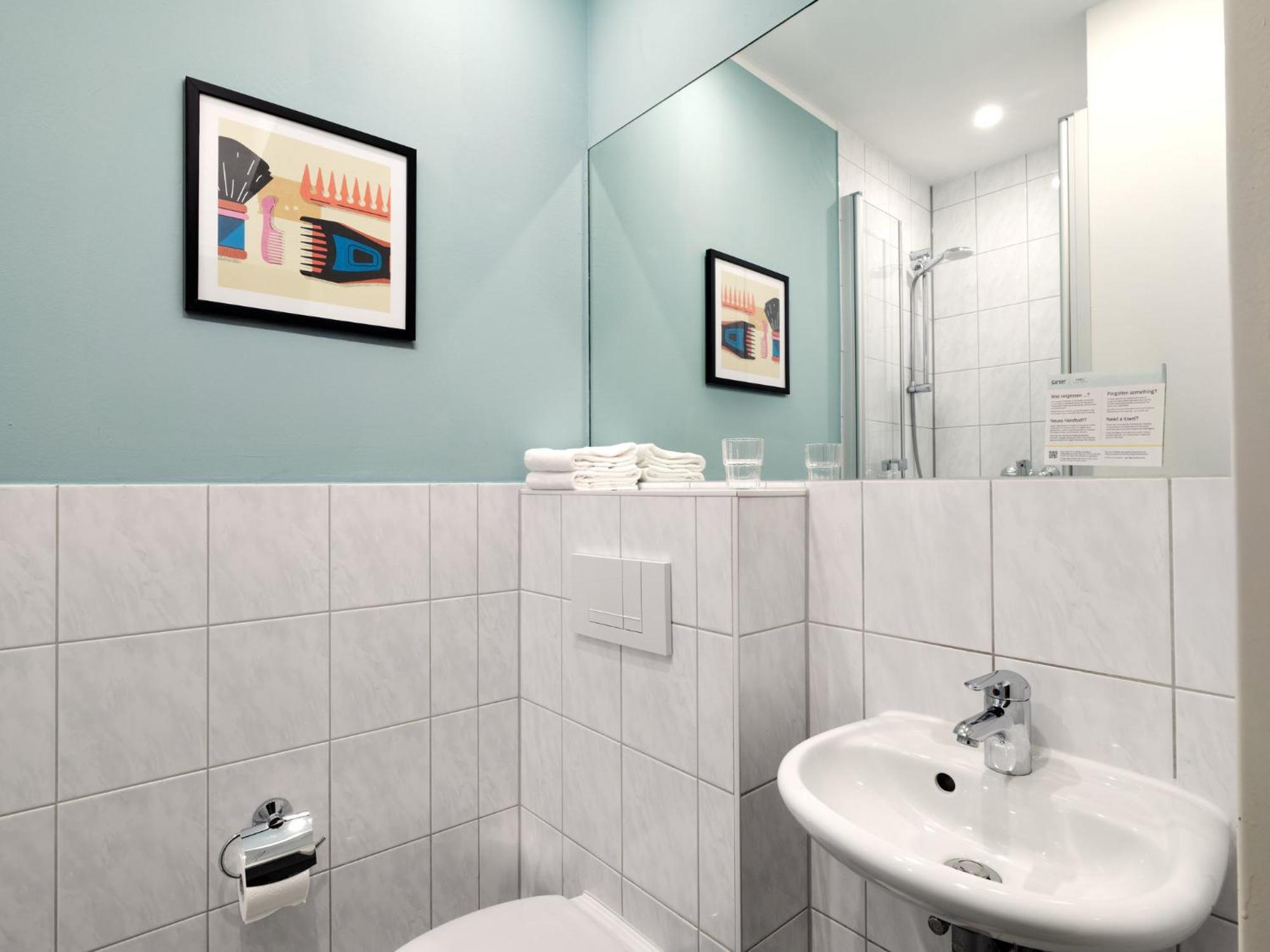 Garner - Schoeneberg By Ihg Hotel