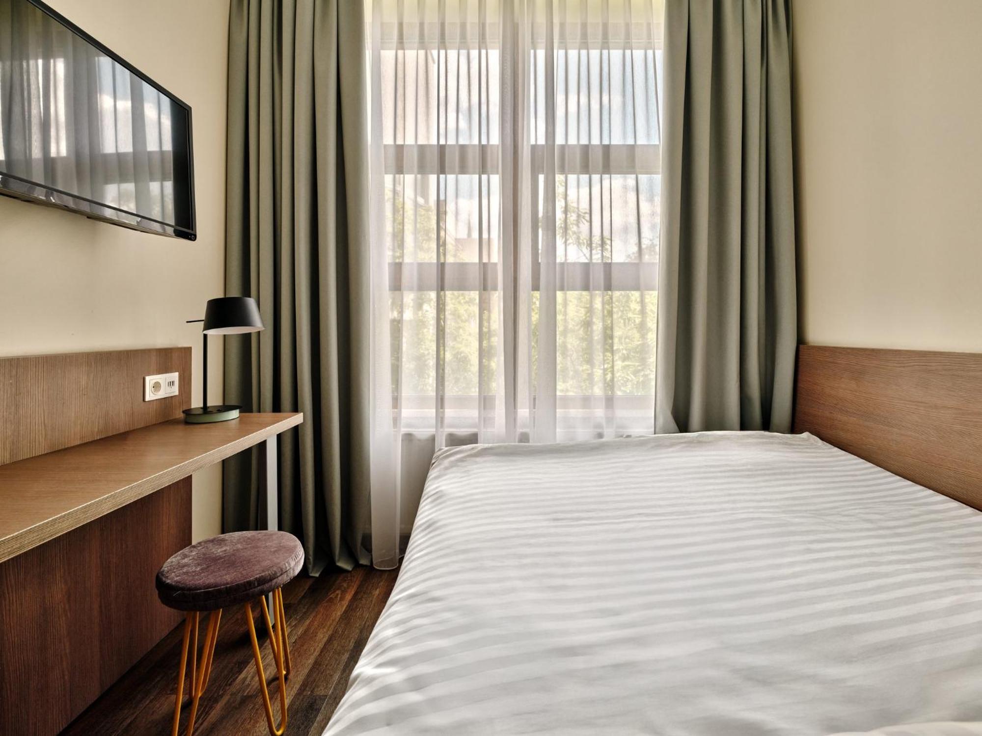 Garner - Schoeneberg By Ihg Hotel
